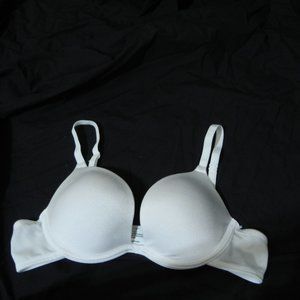 Extreme plunge push up bra